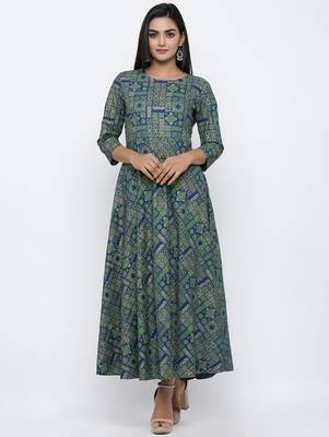 Women's Dark Green Rayon Self Design Anarkali Kurta 1