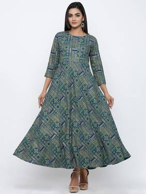 Women's Dark Green Rayon Self Design Anarkali Kurta 2