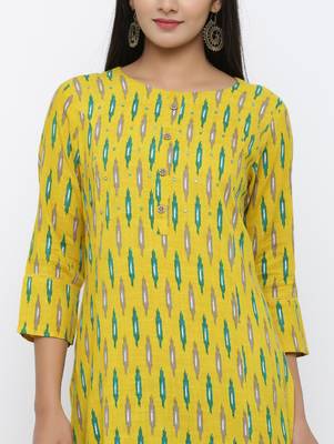 Women's Yellow Rayon Ikat Print Straight Kurta 4