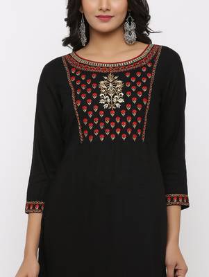 Women's Black Rayon Slub Embroidery Straight Kurta 4