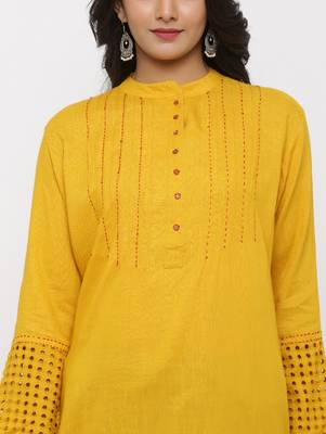 Women's Mustard Rayon Applique Straight Tunic Kurti 4