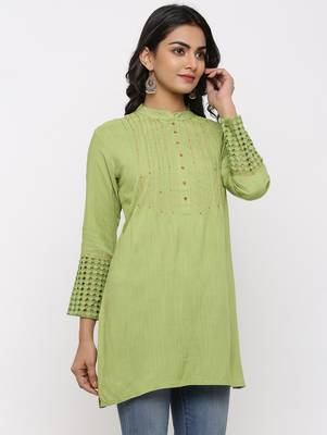 Women's Parrot Green Rayon Applique Straight Tunic Kurti 3
