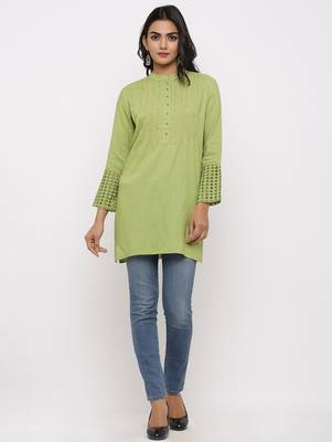 Women's Parrot Green Rayon Applique Straight Tunic Kurti 5