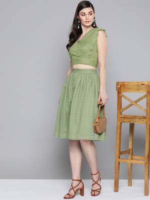 Olive Schiffli Wrap Crop Top 4