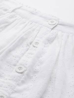 White Schiffli Buttoned Skirt 5
