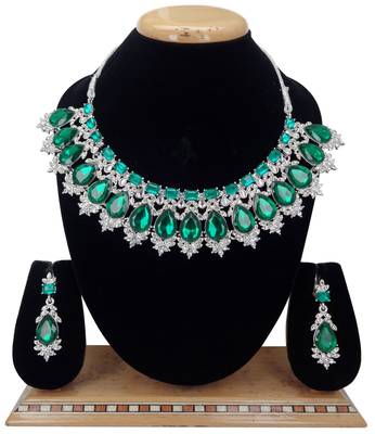 Green necklace-sets 1