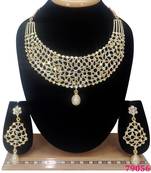 White necklace-sets