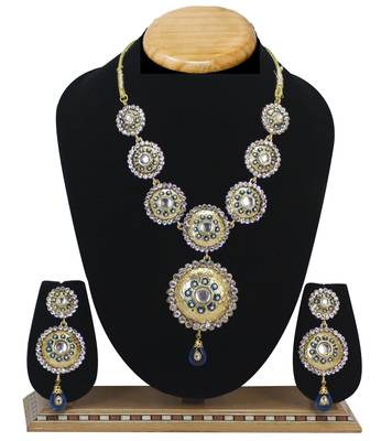 White necklace-sets 1