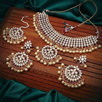 Wedding Wear Kundan Beaded Necklace Set With Mang Tikka 1