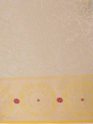 Silver woven silk blend saree with blouse 3