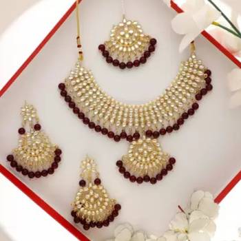 Wedding Wear Kundan Beaded Necklace Set With Mang Tikka 1