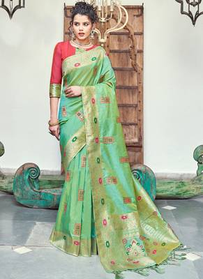 Parrot Green Banarasi Wedding Wear Saree With Blouse 1