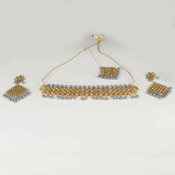 Grey Copper Kundan Gold Plated Necklace with Earring & Mang Tika 2