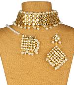 White Copper Kundan Gold Plated Necklace with Earring & Mang Tika