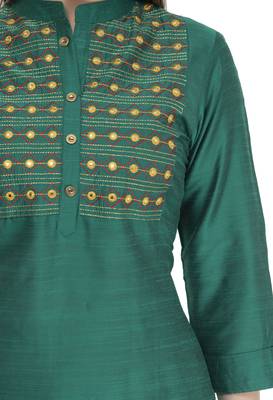 green Women Embroidered POLLY SILK KD17A 4