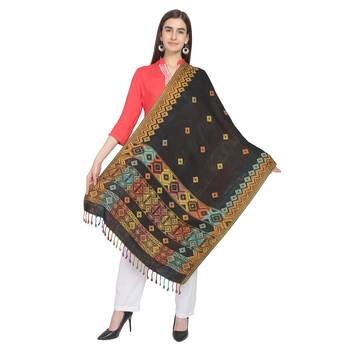 Black & Multi Woven Geometric Viscose Rayon Reversilbe Shawl 2