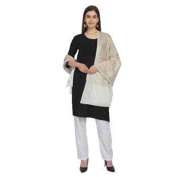 White & Gold Woolen Ethnic Embroidered Shawl 3