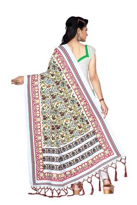 white PATOLA PRINTED RETON COTTON DUPATTA 2