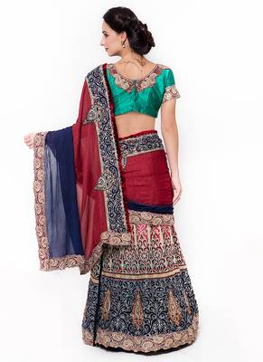 Multicolor Embroidered Chiffon Saree With Blouse 3
