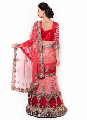 Red Embroidered Chiffon Saree With Blouse 3