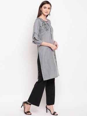 Muslin Straight Stitched kurti 4