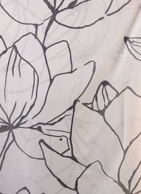 Monochrome Tulips Blended Georgette Digital Printed Saree 4