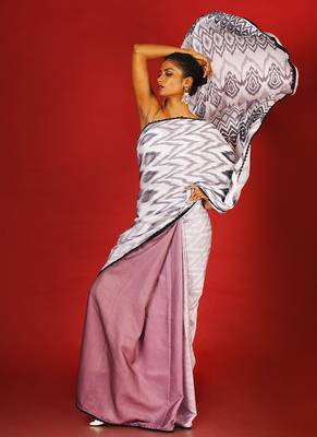 Monochrome Ikkat  Blended Linen Satin Digital Printed Saree 2