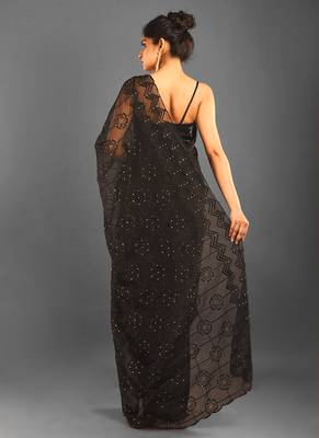 Black Embroidered Organza Saree With Chiffon 3