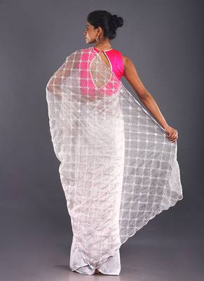 Grey Embroidered Organza Saree With Chiffon 3