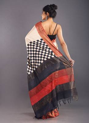 Offwhite & Black Tussar Silk Saree With Zari Border 3