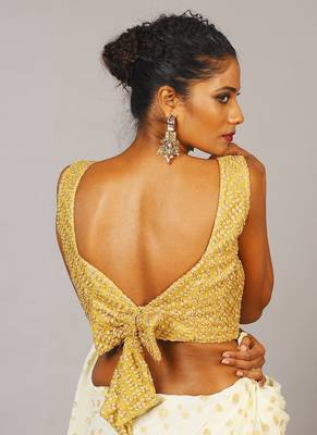 Sleaveless Golden Blouse With Bow 3