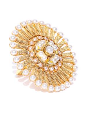 Gold pearls rings 3