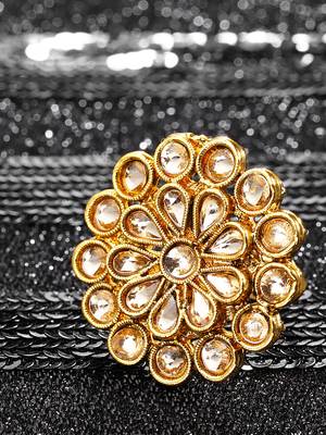 Gold coloured stone rings 1