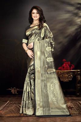 Black Woven Kanjivaram Silk Saree With Blouse 3