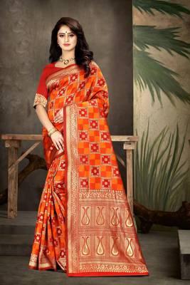 Red Woven Kanjivaram Silk Saree With Blouse 2