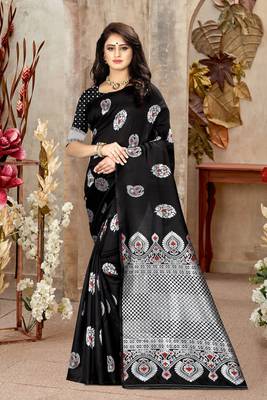 Black Woven Kanjivaram Silk Saree With Blouse 2