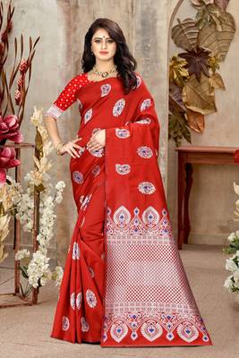 Red Woven Kanjivaram Silk Saree With Blouse 4