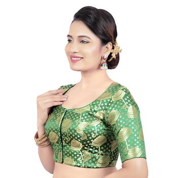 Brocade Green Umbrella Design Half Sleeves Princess Cut Padded Readymade Saree Blouse 3