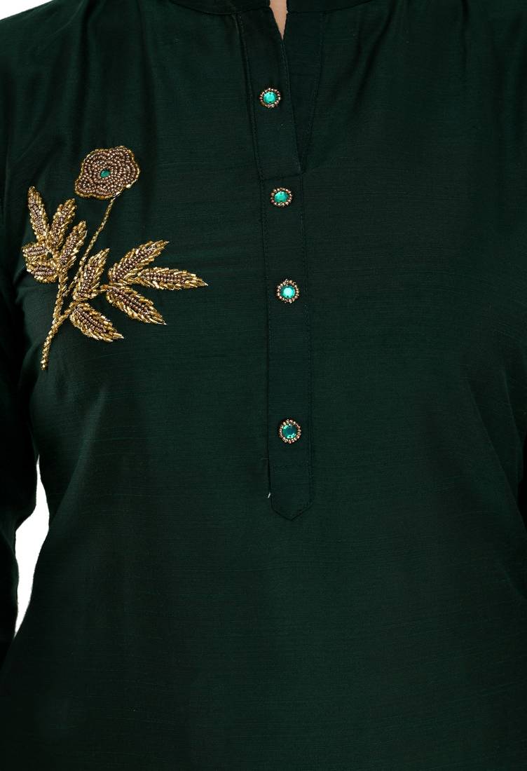 Women Embroidered Poly Silk Straight Kurta