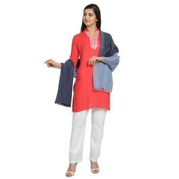 Navy & Light Blue Viscose Rayon Woven Design Colorblock Solid Stole 3