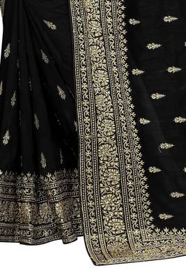 Black Embroidered Silk Saree With Blouse 4