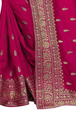 Magenta Embroidered Silk Saree With Blouse 4
