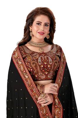 Black Embroidered Silk Saree With Blouse 4