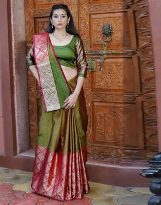 Olive woven tanchhoi saree with blouse 2