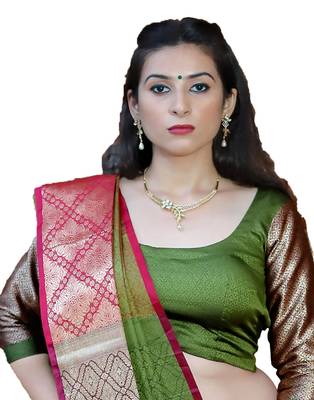 Olive woven tanchhoi saree with blouse 3