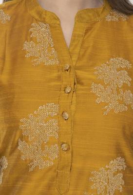 Womens Embroidered Straight Polly Silk Kurta 4