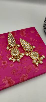 Gold Plated Kundan Classic Earrings 3