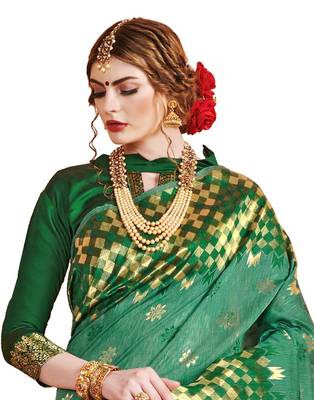 Green woven linen saree with blouse 3