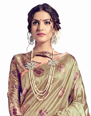 Gold woven tussar silk saree with blouse 3