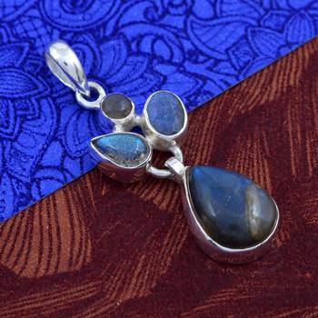 Multicolor Crystal Pendants 4